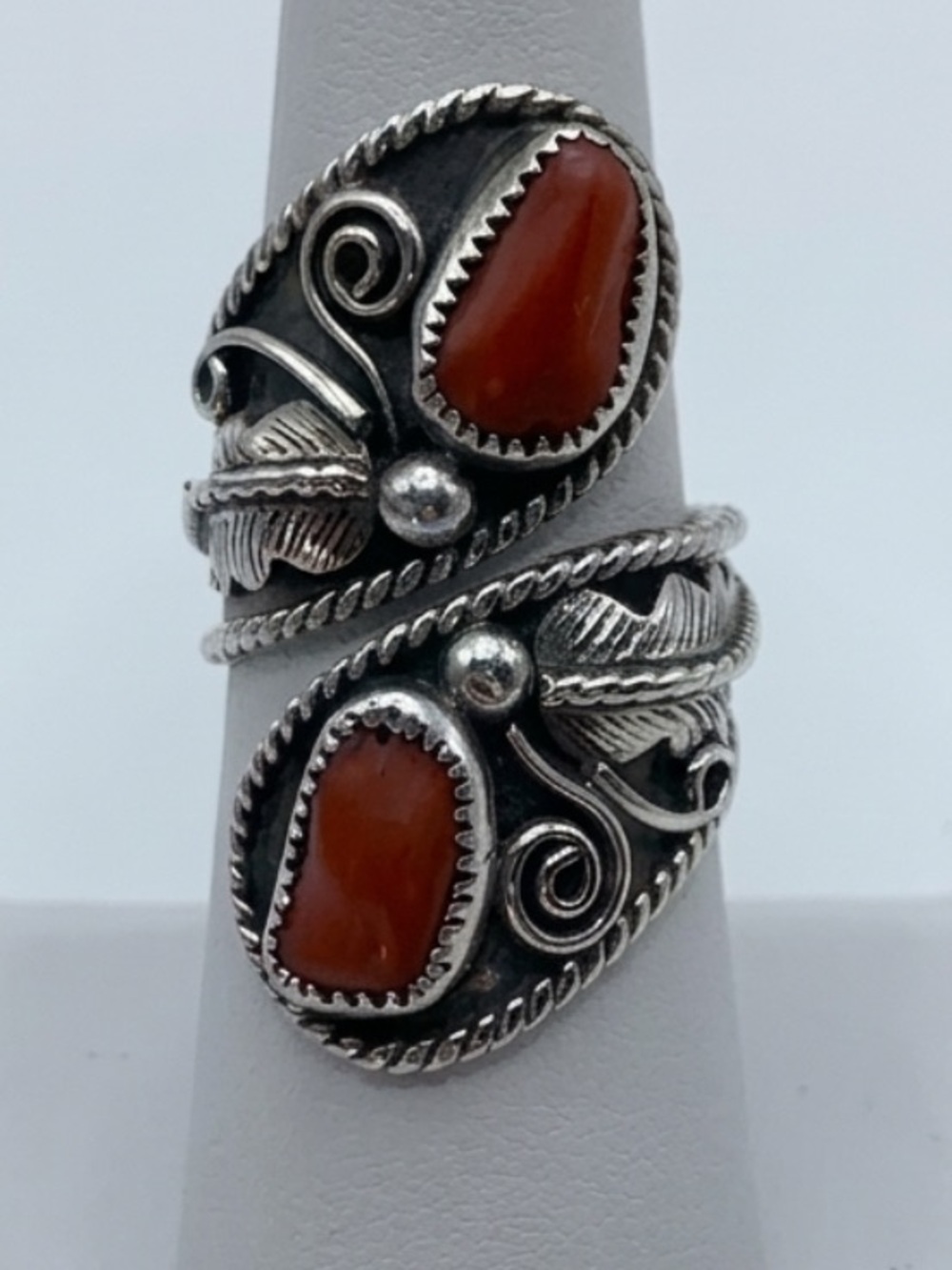 Vintage Navajo Double Coral Leaf Ring - High Purity 94.1% Silver Size 6.5 8.21g
